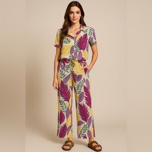 Jane + Delancey Tropical Matching Resort Set Spring Break bold print poolside